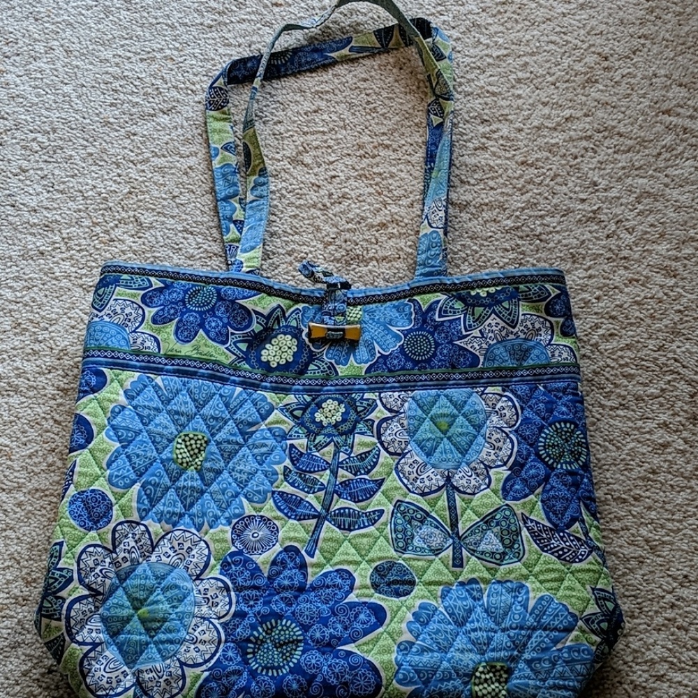 Vera Bradley doodle daisy bag